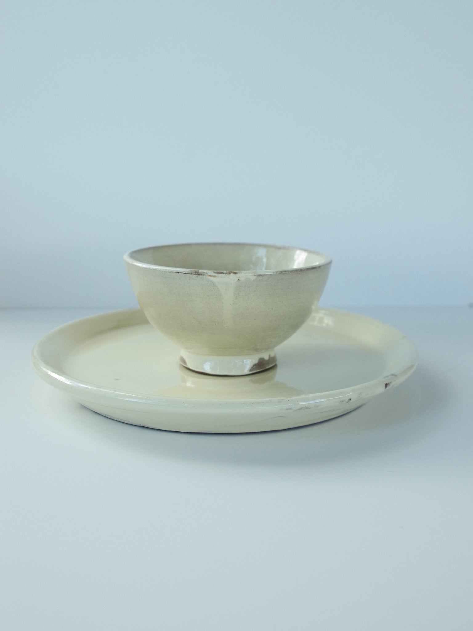 Avoine et Terre Small Footed Bowl in Oat—Set of 4