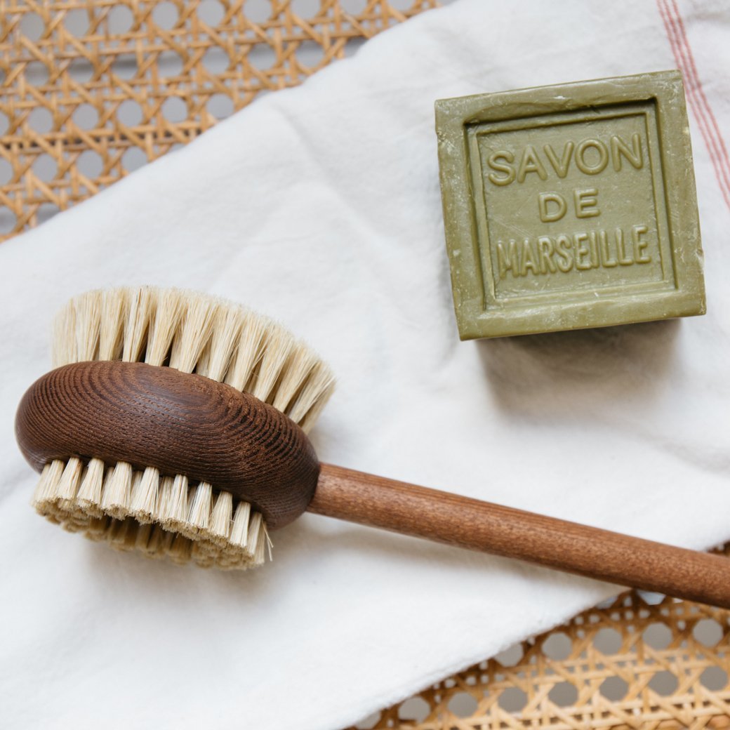 Andree Jardin Heritage Bath & Body Brush with Handle, Ash