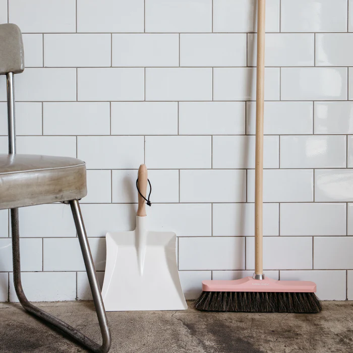 Andree Jardin "Vintage" 13" Light Pink Broom Head