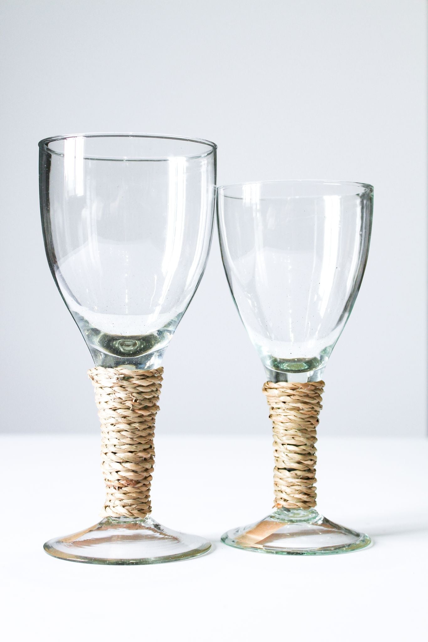Small Seagrass Wrapped Wine Glass (Set of 4)