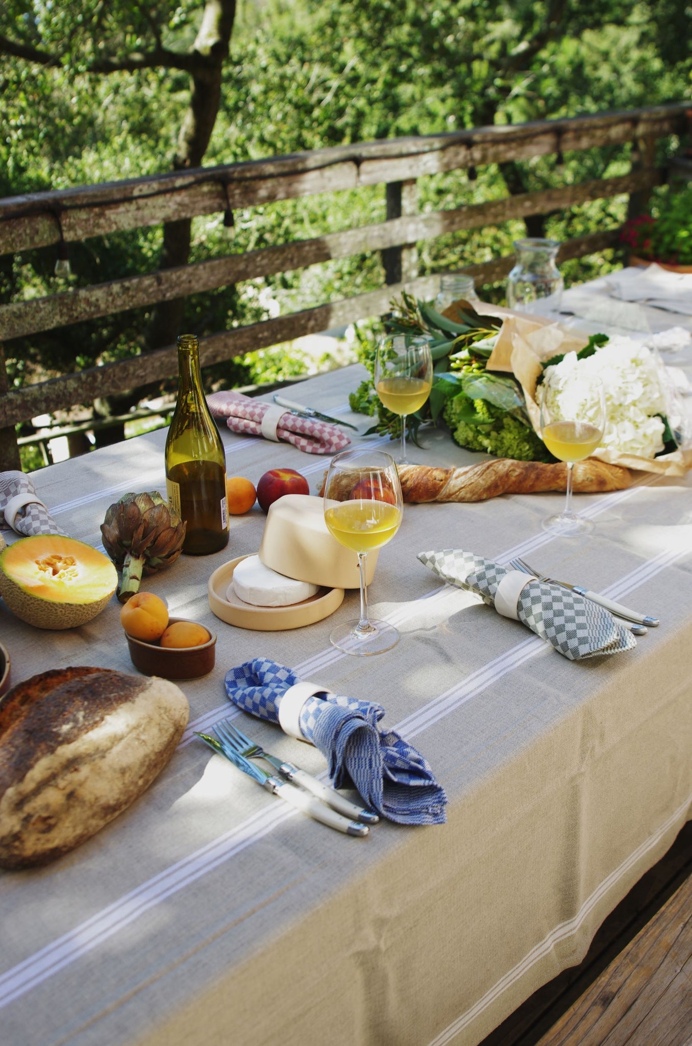 Thieffry Monogramme Linen Tablecloth (68" x 110")